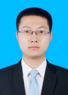 栾健照片.jpg